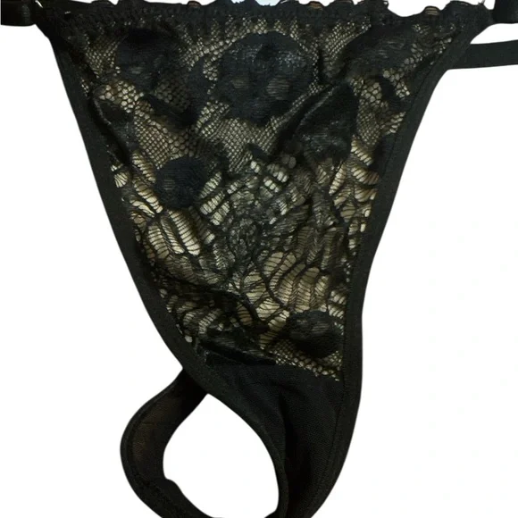 New Black Gothic Skull Bra and Underwear Novelty Set size Large - Picture 2 of 3